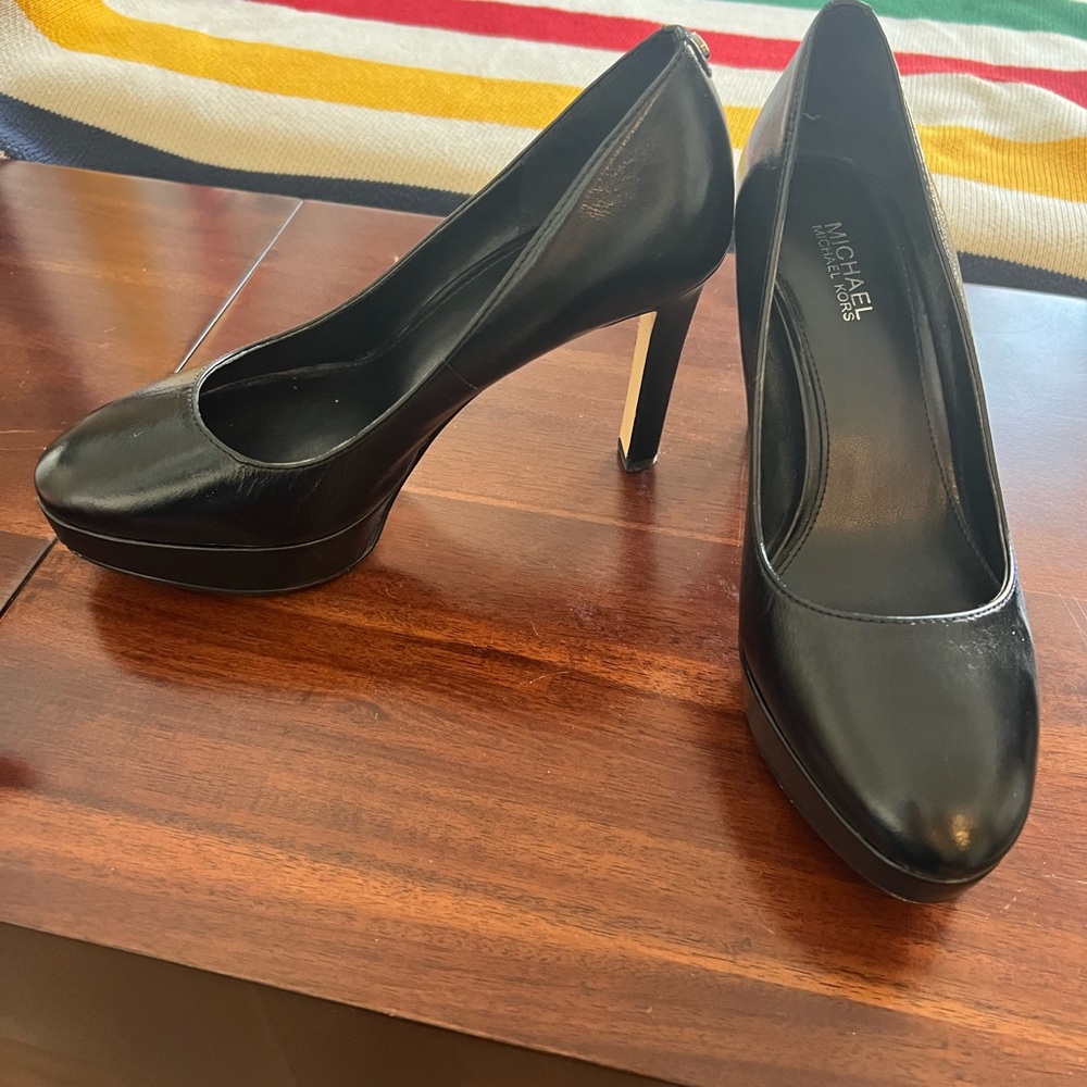 Michael Kors Classic Black Heels